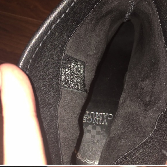 Vince Camuto black leather booties - Picture 3 of 4